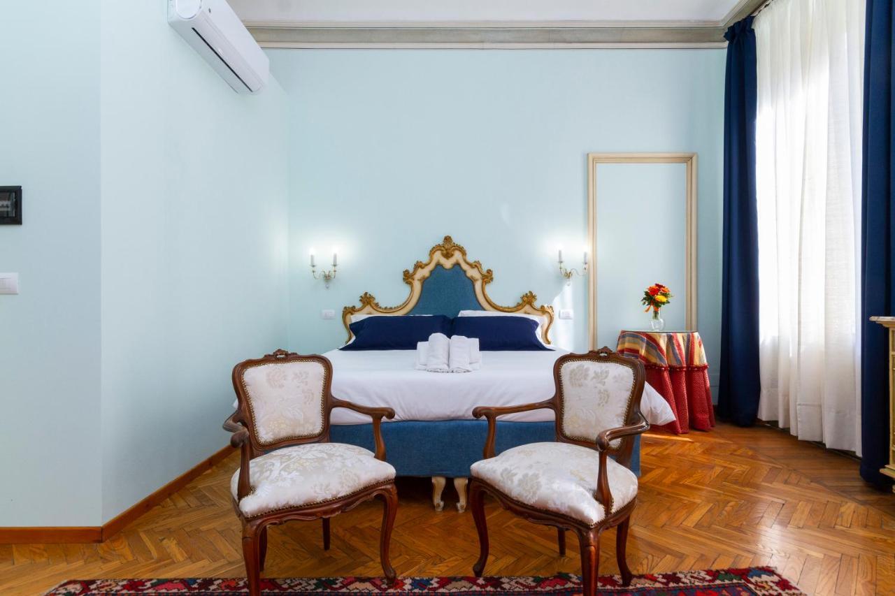 Casa Della Contessa * Turin